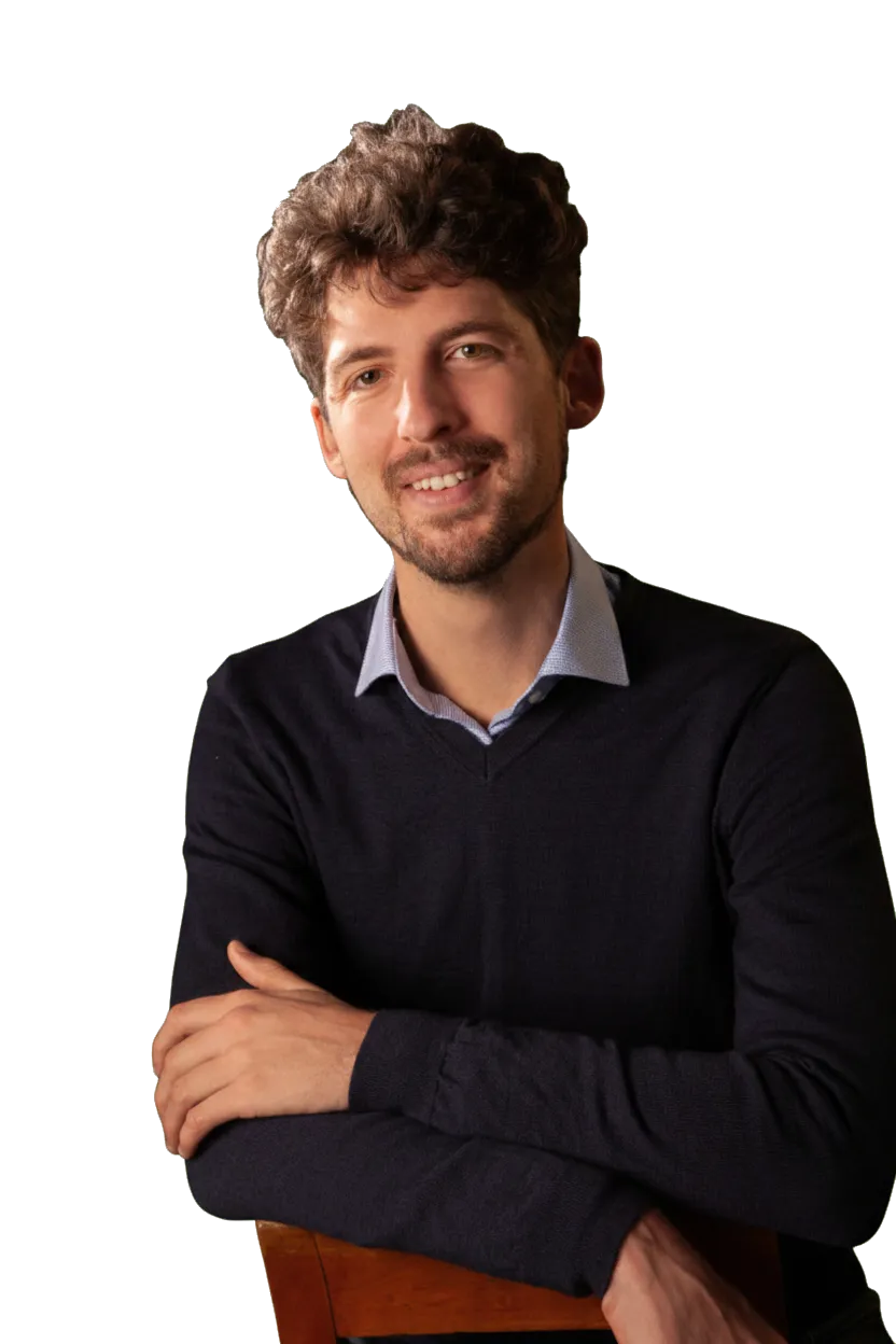 Niklas Baumgärtler Profile reversed